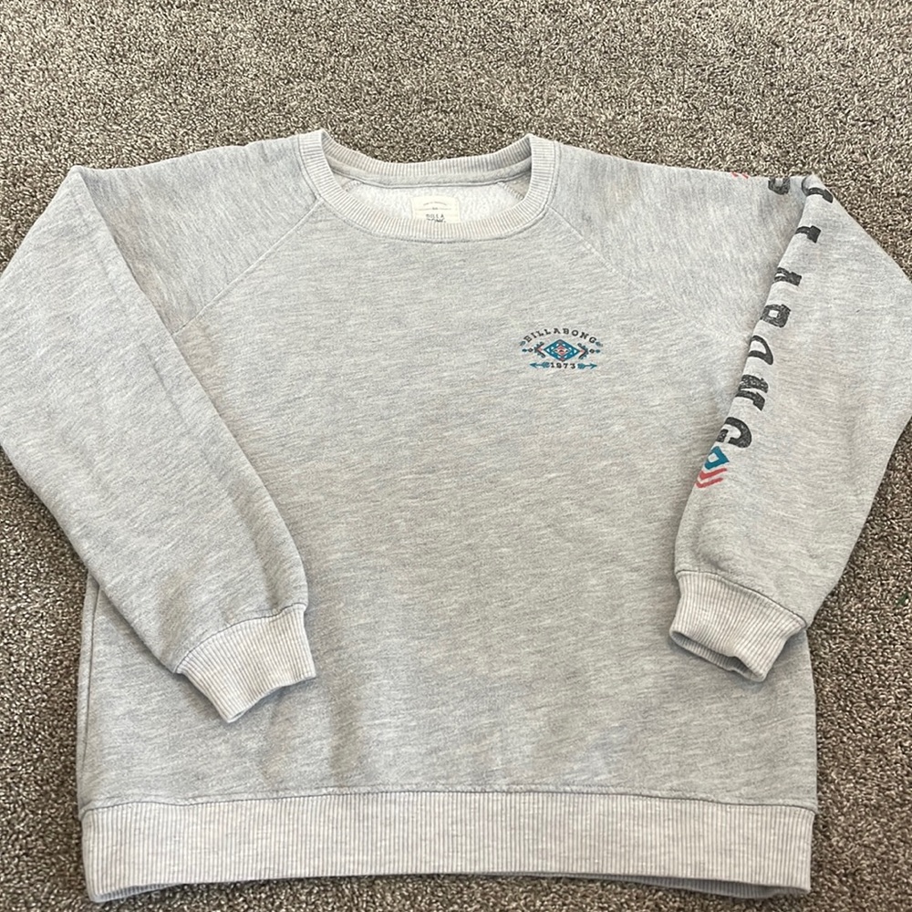 Billabong grey crewneck size small